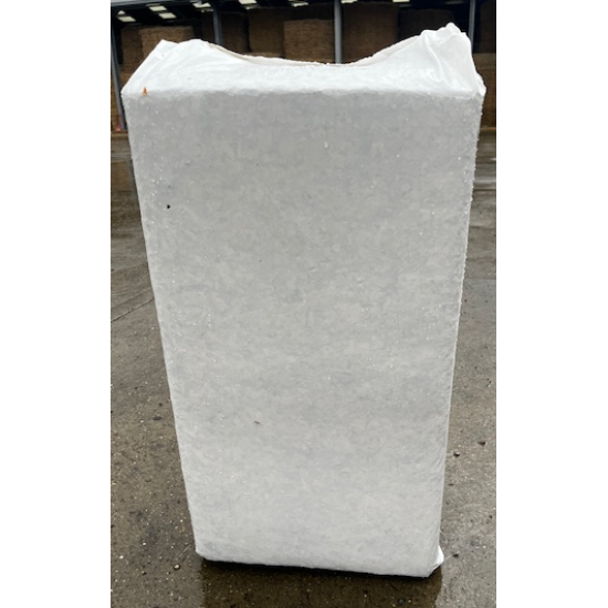 White medium flake shavings 